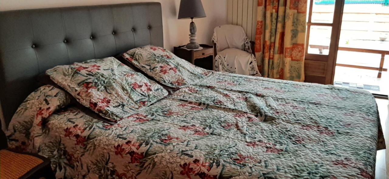 Chez Babeth Hotell Poule-lès-Écharmeaux Eksteriør bilde